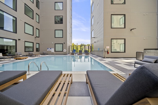 Courtyard Pool Area