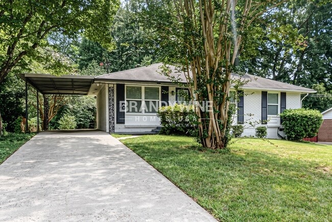 8104 Attleboro Dr
