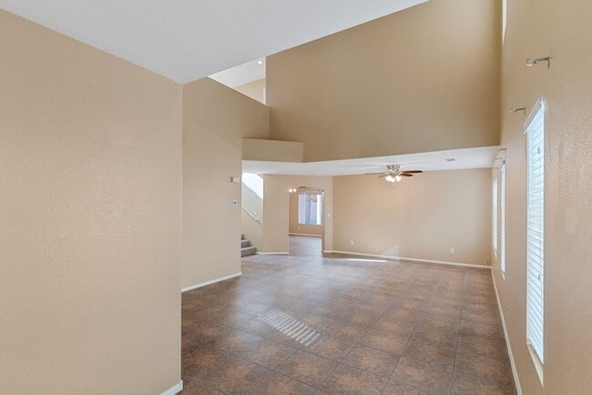 Photo - Beautiful 4 Bed 2.5 Bath Vaulted Ceilings,...