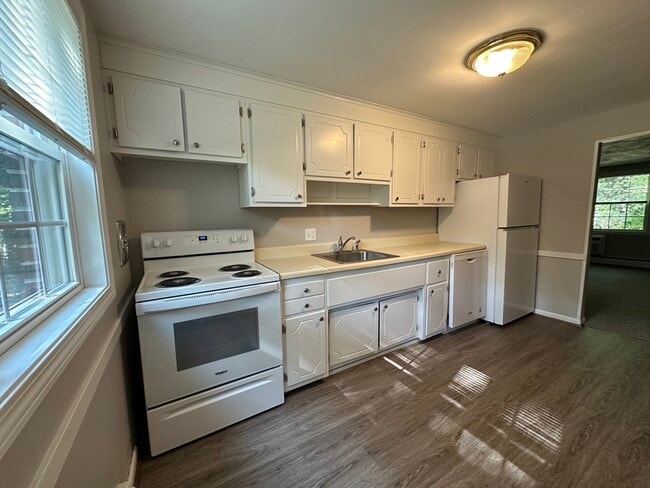 Building Photo - 85 Hosmer St Unit B-4