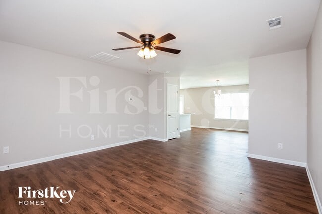 Photo - 3004 Apple Orchard Pl