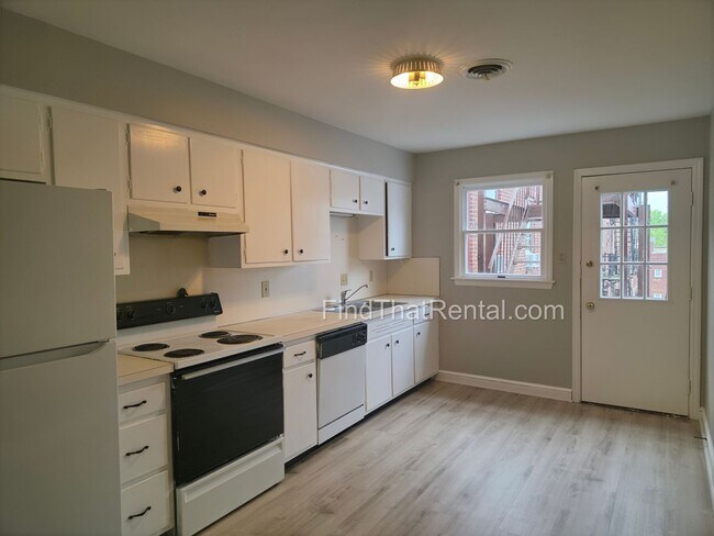 Photo - 34 S Hanover St Unit 34 S Hanover St, Apt 3, Carlisle, PA 17013