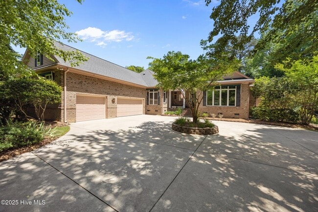 Photo - 1202 Carmel Ln House