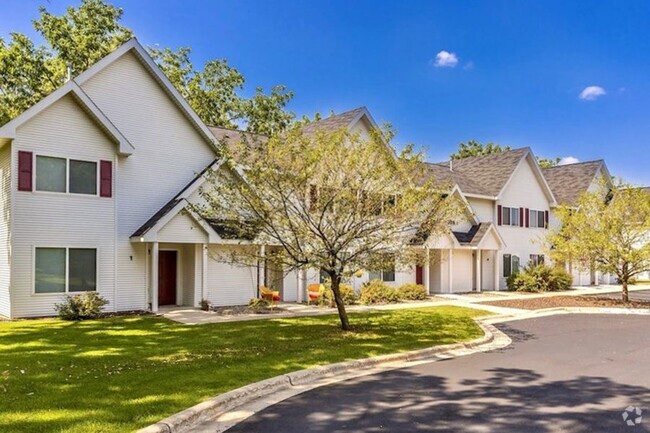 Building Photo - CHARTER OAKS TOWNHOMES