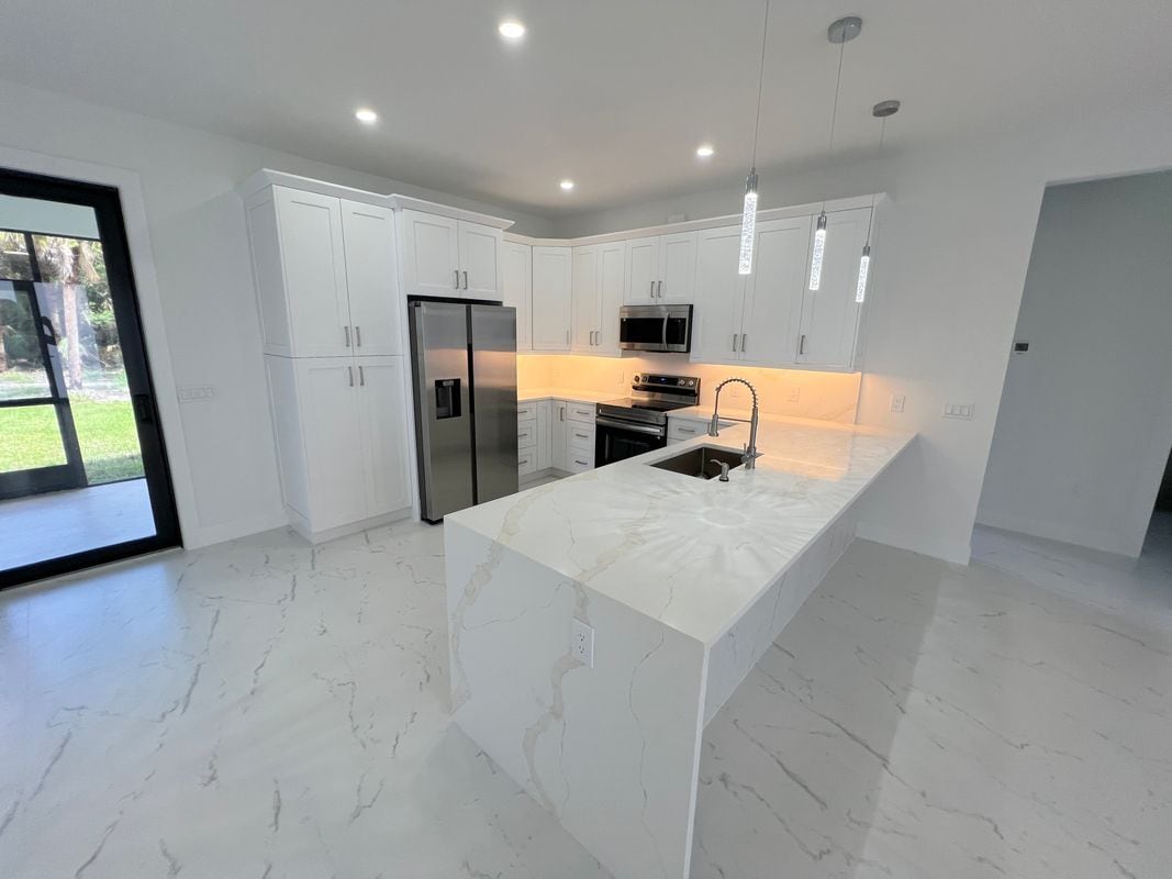 Photo - 2657 2nd Ave SE