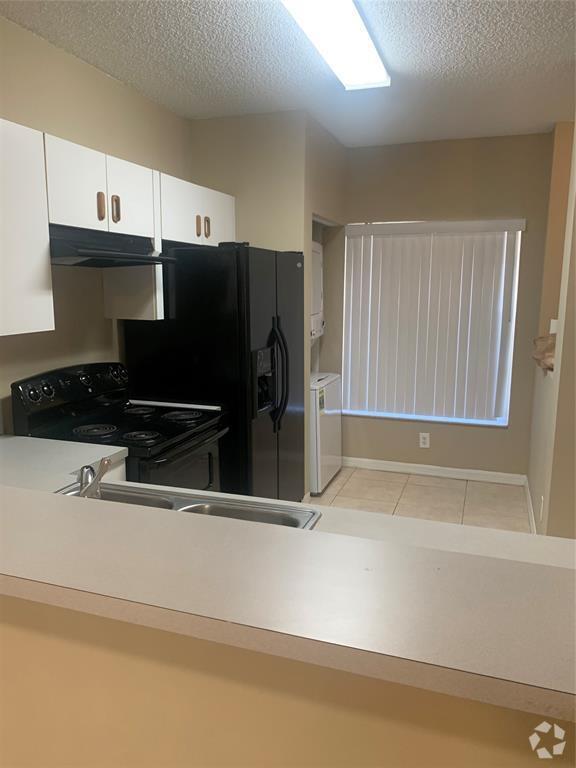 Building Photo - 234 SW 122nd Ter Rental
