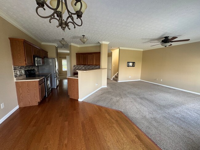 Photo - 2980 Kant Pl