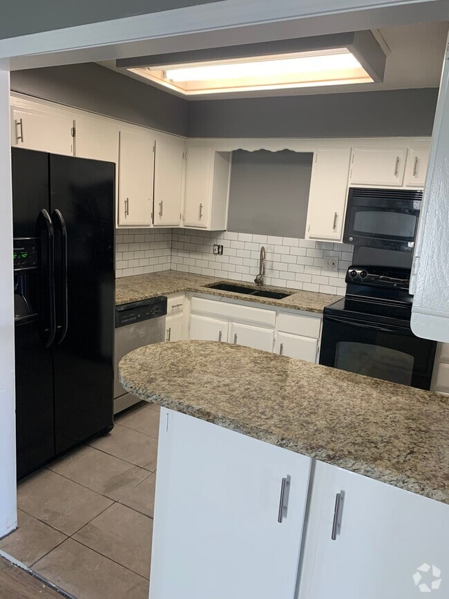 Building Photo - 14011 Dunbar Ct Rental