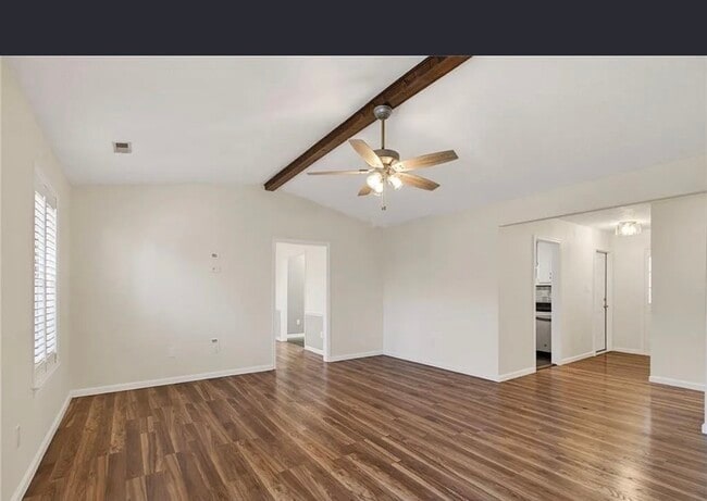 Photo - 744 Flagship Dr