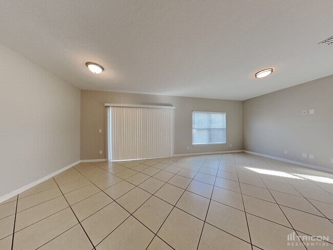 Photo - 4887 Rockvale Dr