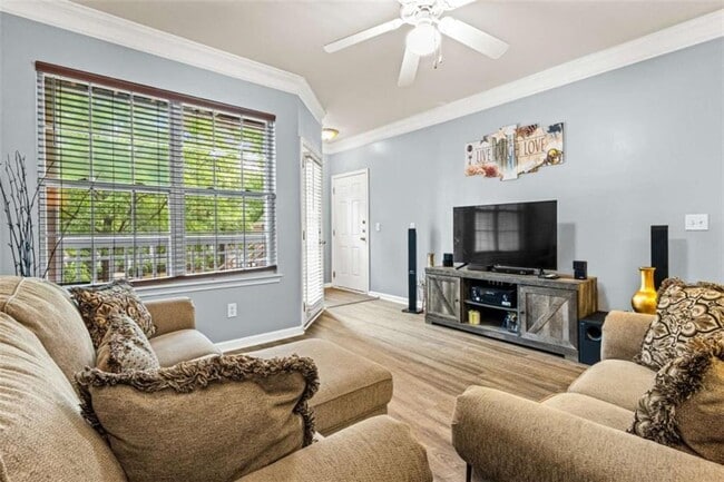 Photo - 1752 Pryor Rd SW Unit 309