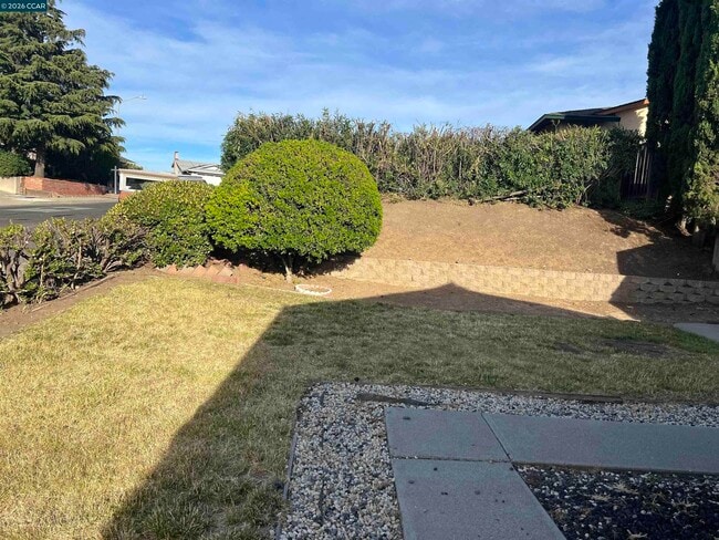 Photo - 1091 Alamo Ct