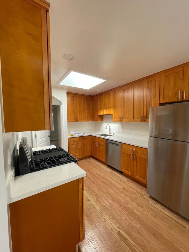 Photo - G4 | (M&R) 412-414 & 416 E Street Unit 414