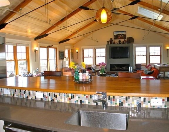 17 Round Pond Rd