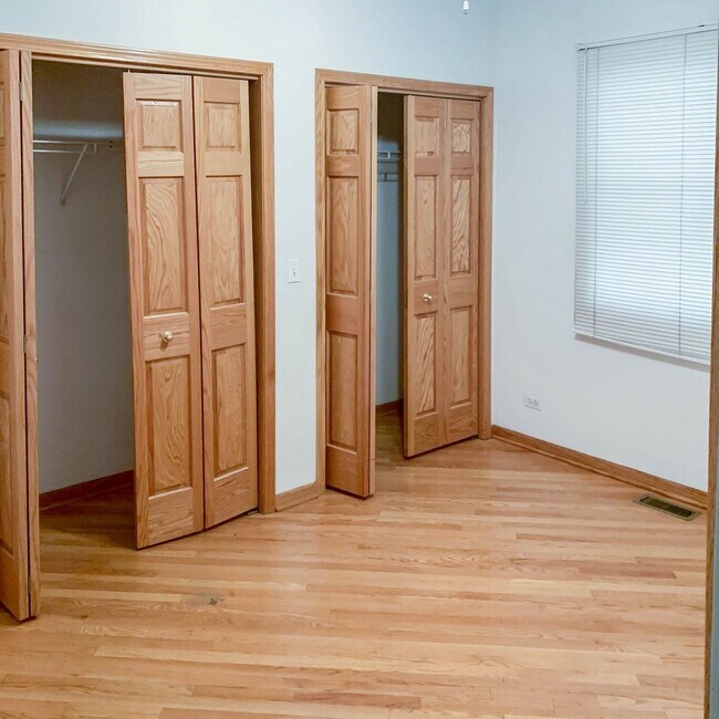 Photo - 2733 N Wayne Ave Unit 1S