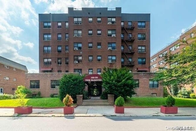 Building Photo - 165-20 Highland Ave Unit 303 Rental