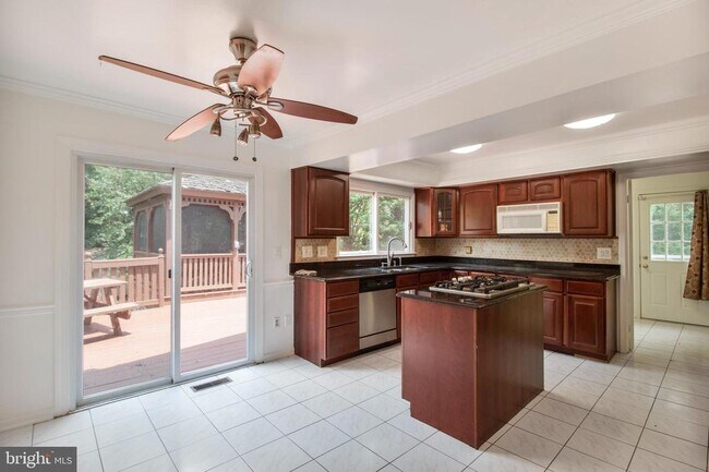 Photo - 13920 Wagon Way