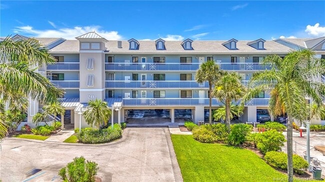 Building Photo - 20 NE Plantation Rd Unit 307 Rental