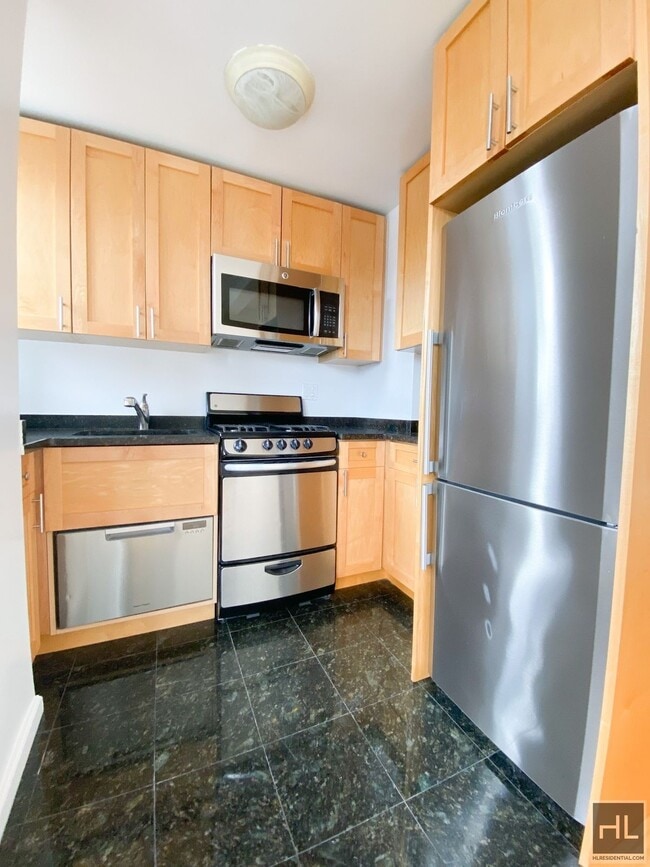 Photo - AMSTERDAM AVENUE Unit 14C