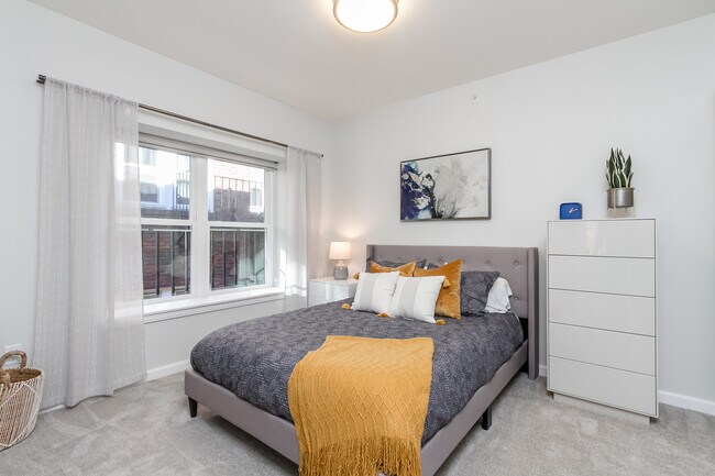 Photo - Monroe Ave Apartments