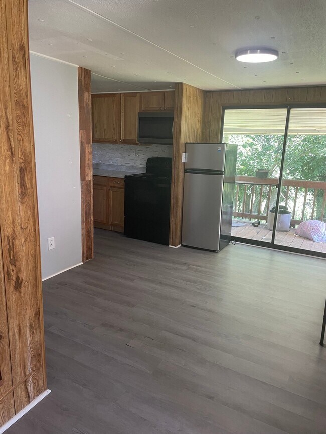 Photo - 114 Thomas Dr