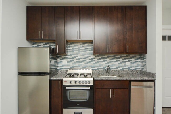 Photo - 533 W Belden Ave Unit 701B