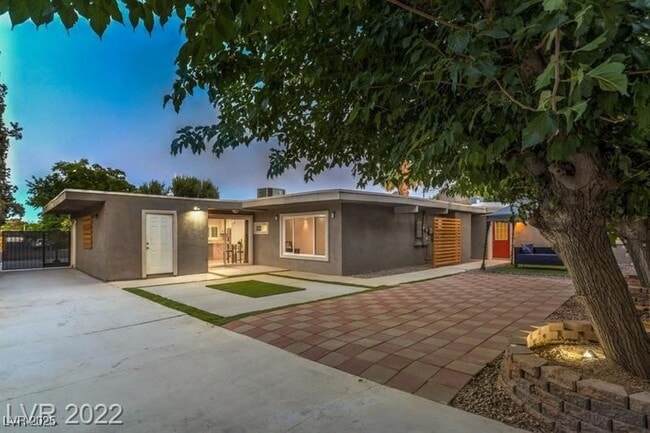 Building Photo - 2505 Laurie Dr Rental