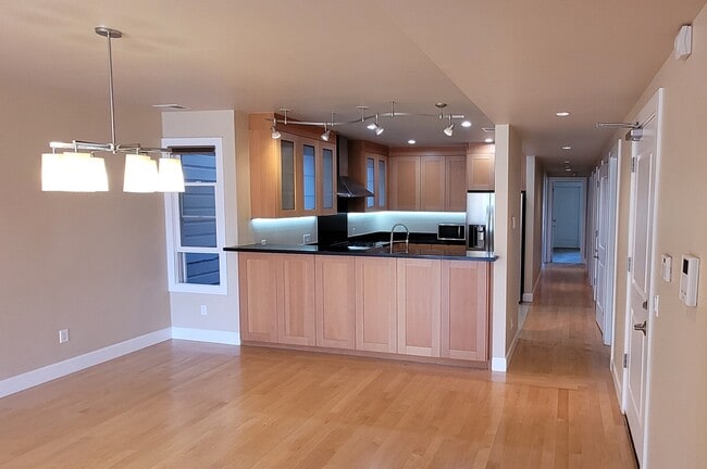 Building Photo - 760 27th Ave Unit 760