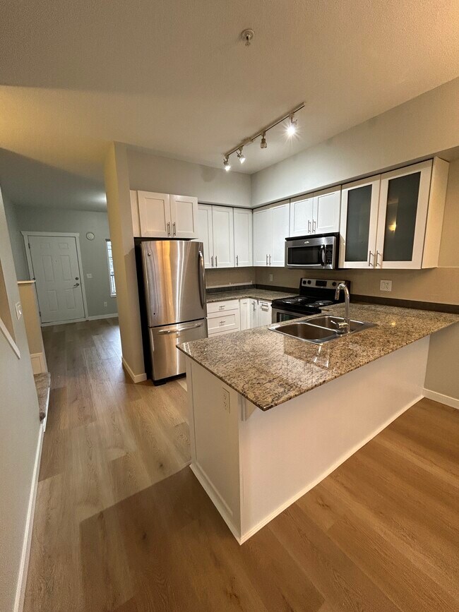 Photo - 211-13958 108 Avenue Unité 211