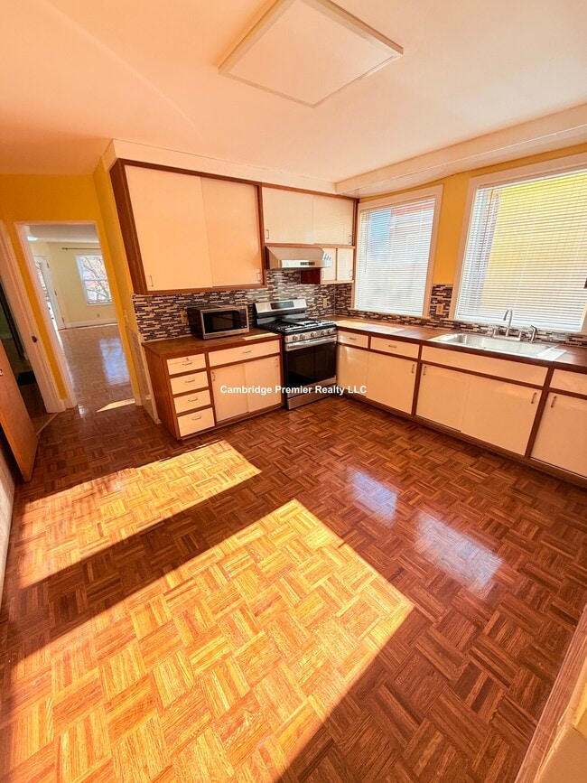 Photo - 10 Packard Ave Unidad 1