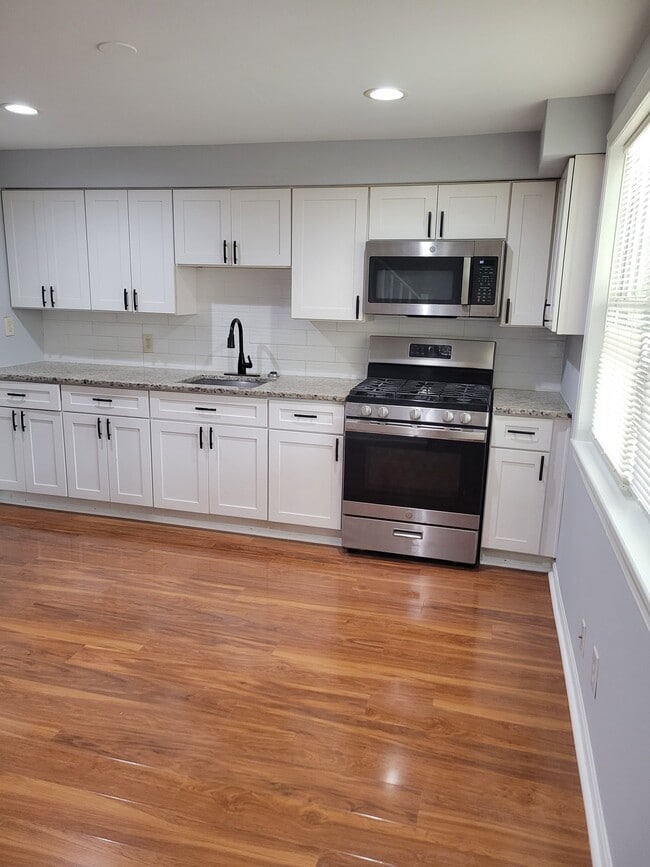 Building Photo - 7865 St Bridget Ln
