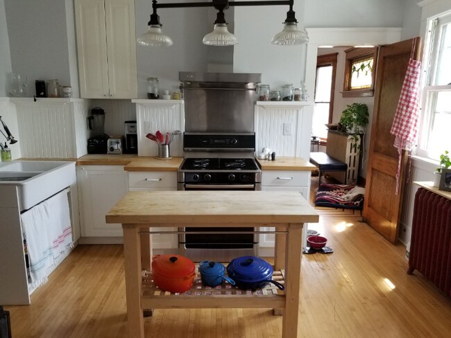 4030 Pillsbury Ave Unit 2