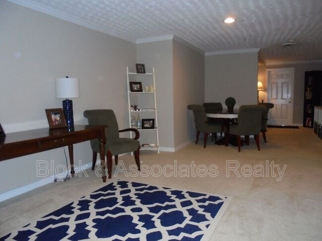 Photo - 2314 Dover Pl