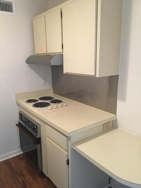 Photo - 643 Executive Center Dr Unit Q207