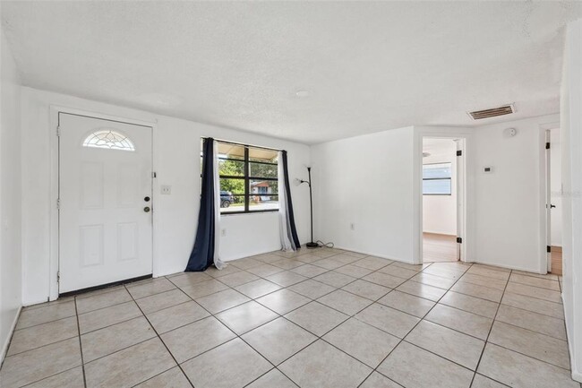 Photo - 7124 Florestate Dr House