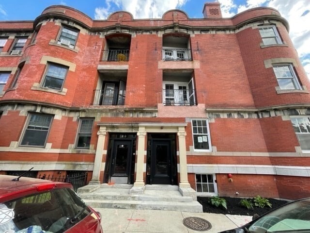 Building Photo - 50 Englewood Ave Unit 4