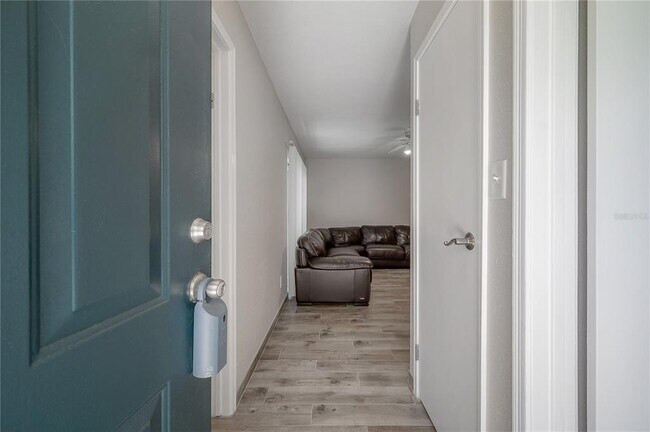 Photo - 9100 Dr M.L.K. Jr St N Unit 905