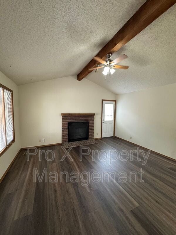 Photo - 300-310 Streamside Ct