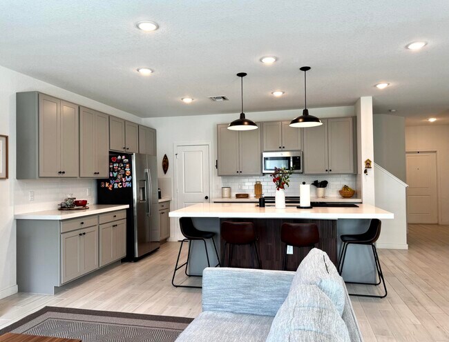 Photo - 649 Waters Edge Ln