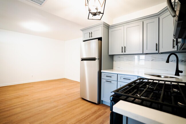 Photo - 27 Alan Terrace