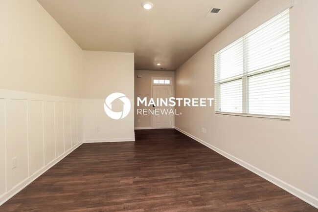 3 Bedroom Pet-Friendly Home in LEBANON, TN with Main Street Renewal