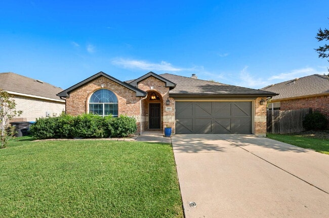 Building Photo - Renovated 4BR, Open Concept, Greenbelt Lot, Keller ISD
