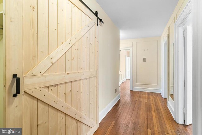 Photo - 415 City Ave Unidad J-2