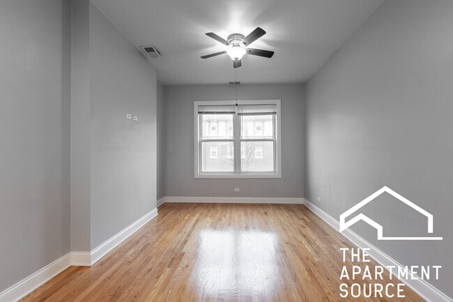 Photo - 4502 N Sheridan Rd Unit 2