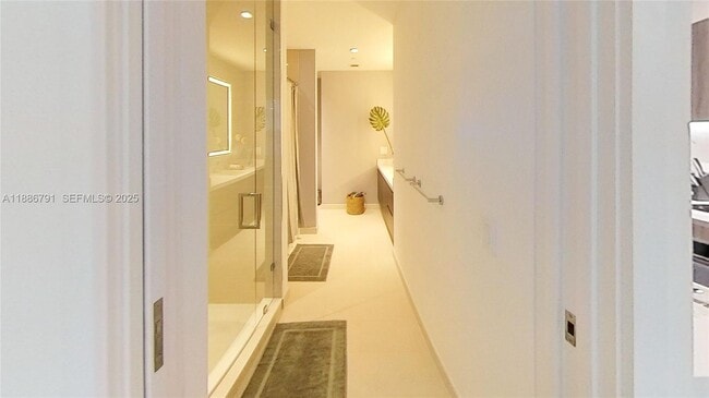 Photo - 851 NE 1st Ave Unit 301