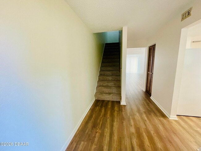 Building Photo - 112 Tomoka Meadows Blvd