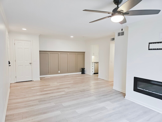 Photo - 601 Boyd Mill Ave