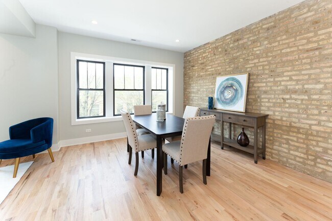 Photo - 2537 N Campbell Ave Unit 3