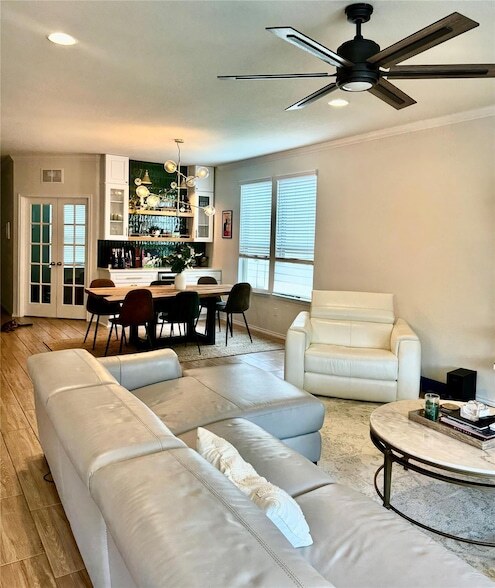 Photo - 1017 Cliffbrake Wy