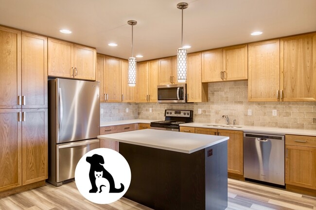 Photo - 1931 Grant NW Ave